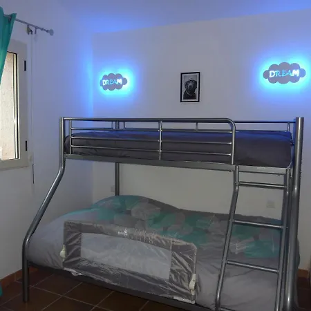 Pinarello Climatisee Avec Piscine Chauffee