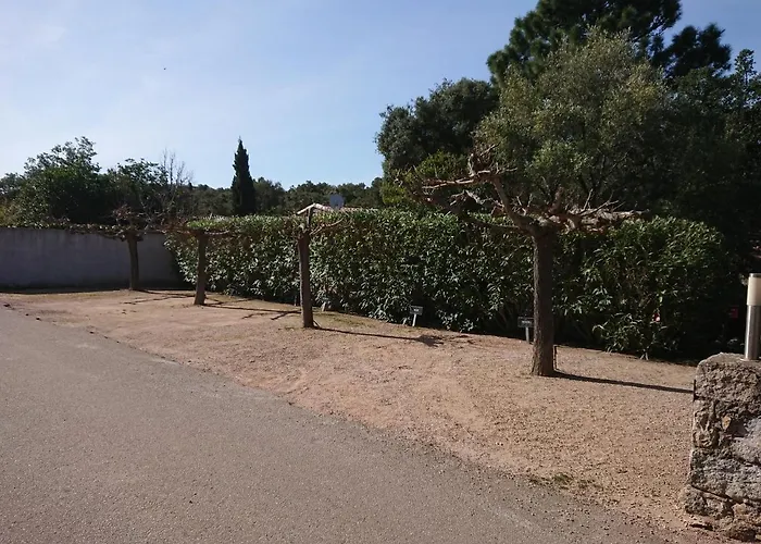 Pinarello Climatisee Avec Piscine Chauffee Casa de Férias Sainte-Lucie de Porto-Vecchio