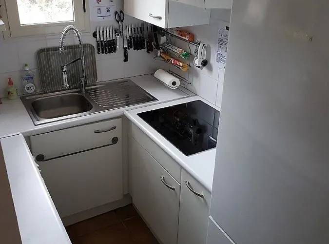 Pinarello Climatisee Avec Piscine Chauffee Casa de Férias